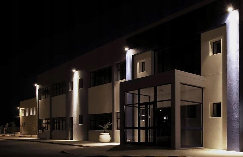 PHILIPS Professional LED Floodlight 50W 4500lm Halogen Motion Sensor Manufacturer code 911401862684
