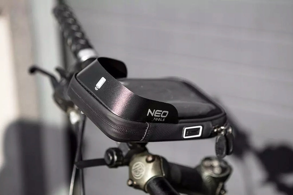 PHONE HOLDER FOR BICYCLE, ALUMINIUM 91-001 NEO TOOLS Product weight with unit packaging 0.2 kg