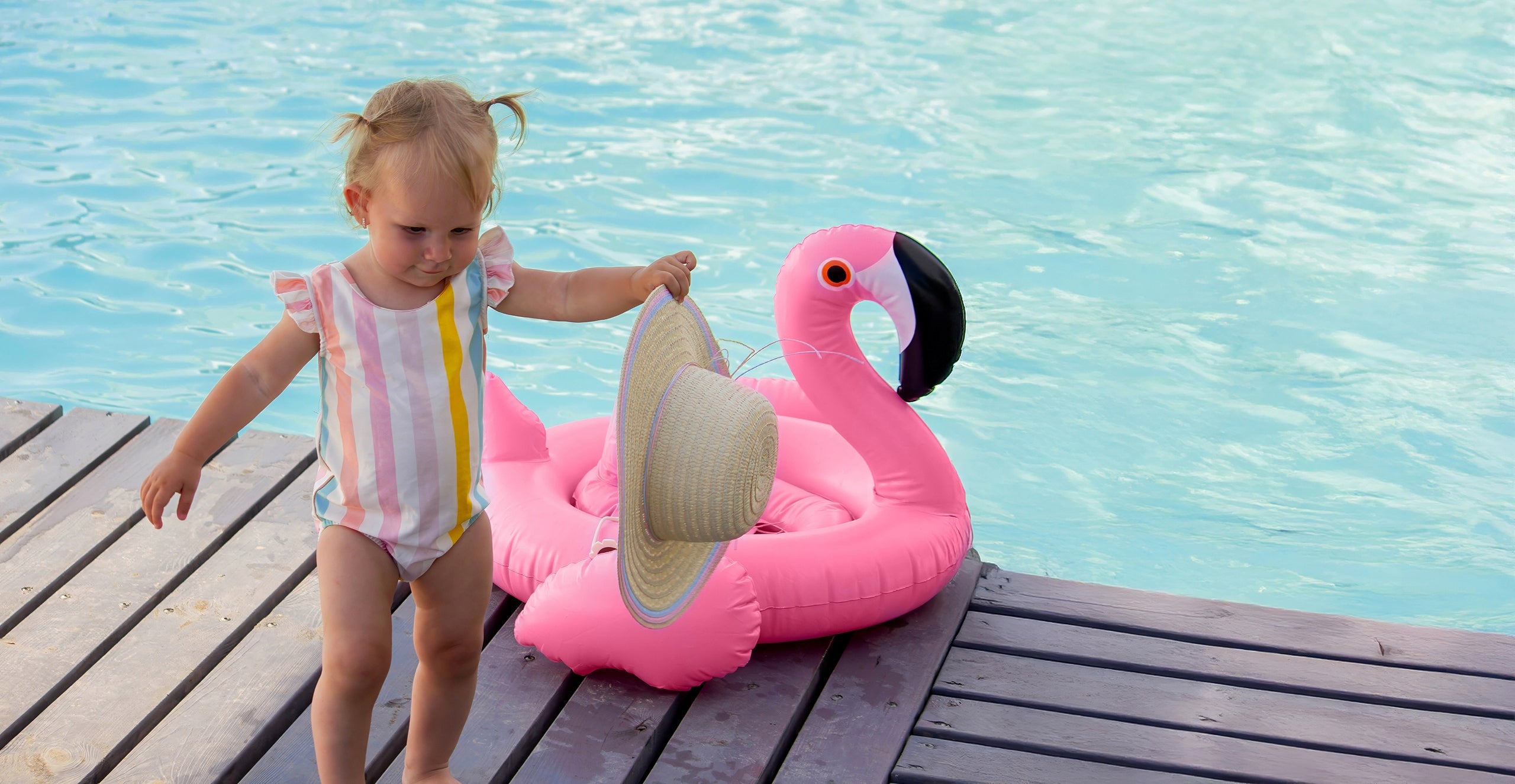 PINK FLAMINGO INFLATABLE SWIMMING WHEEL FOR CHILDREN'S POOL WITH SEAT Manufacturer code KÓŁKO003