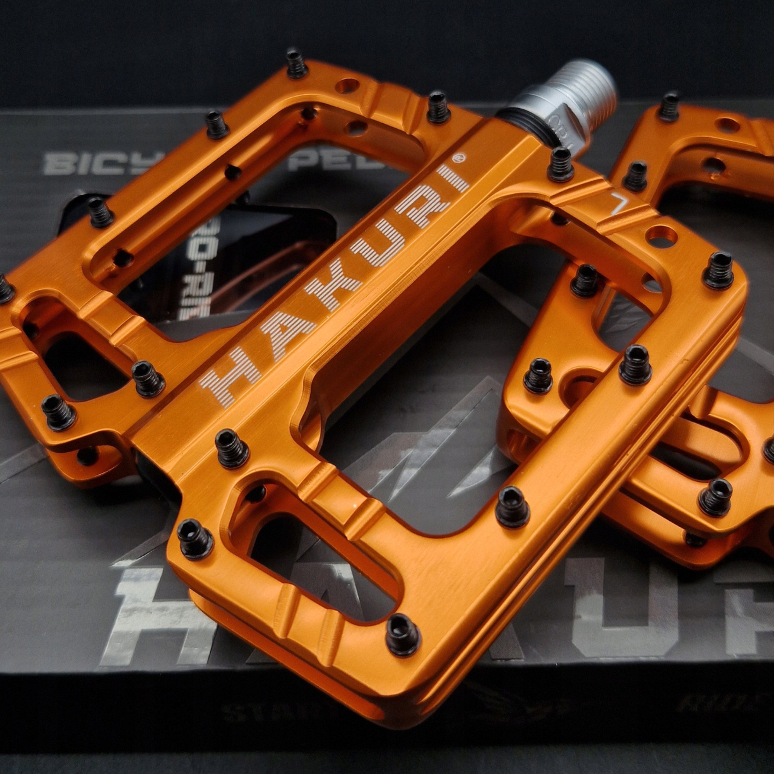 PLATFORM Bicycle PEDALS with MTB Pins ALUMINUM 3 x Bearings Equipment group other
