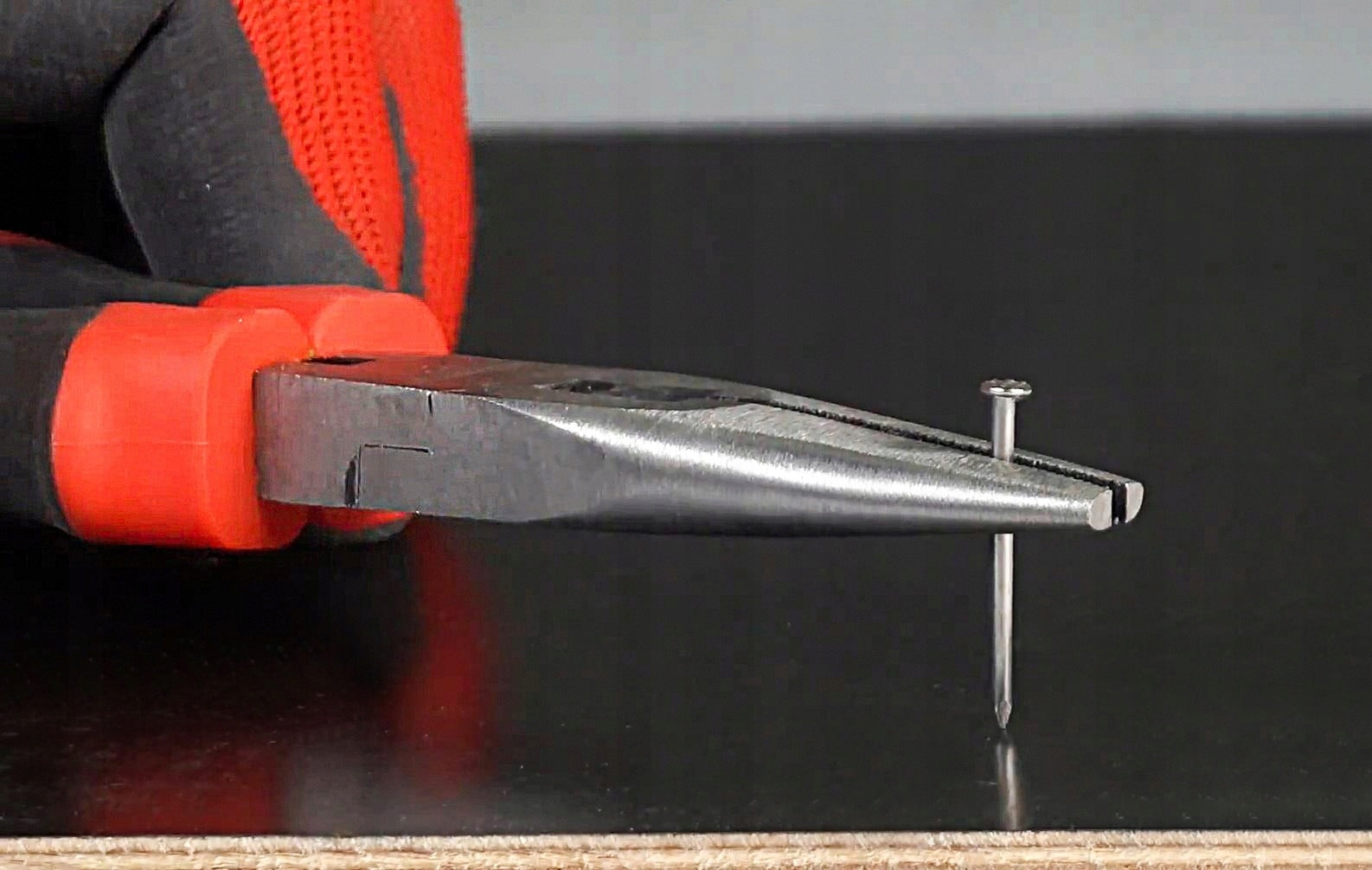 PLIERS ELONGATED SIMPLE PLIERS LONG 180mm UNIVERSAL STRONG SOLID Kind elongated pliers