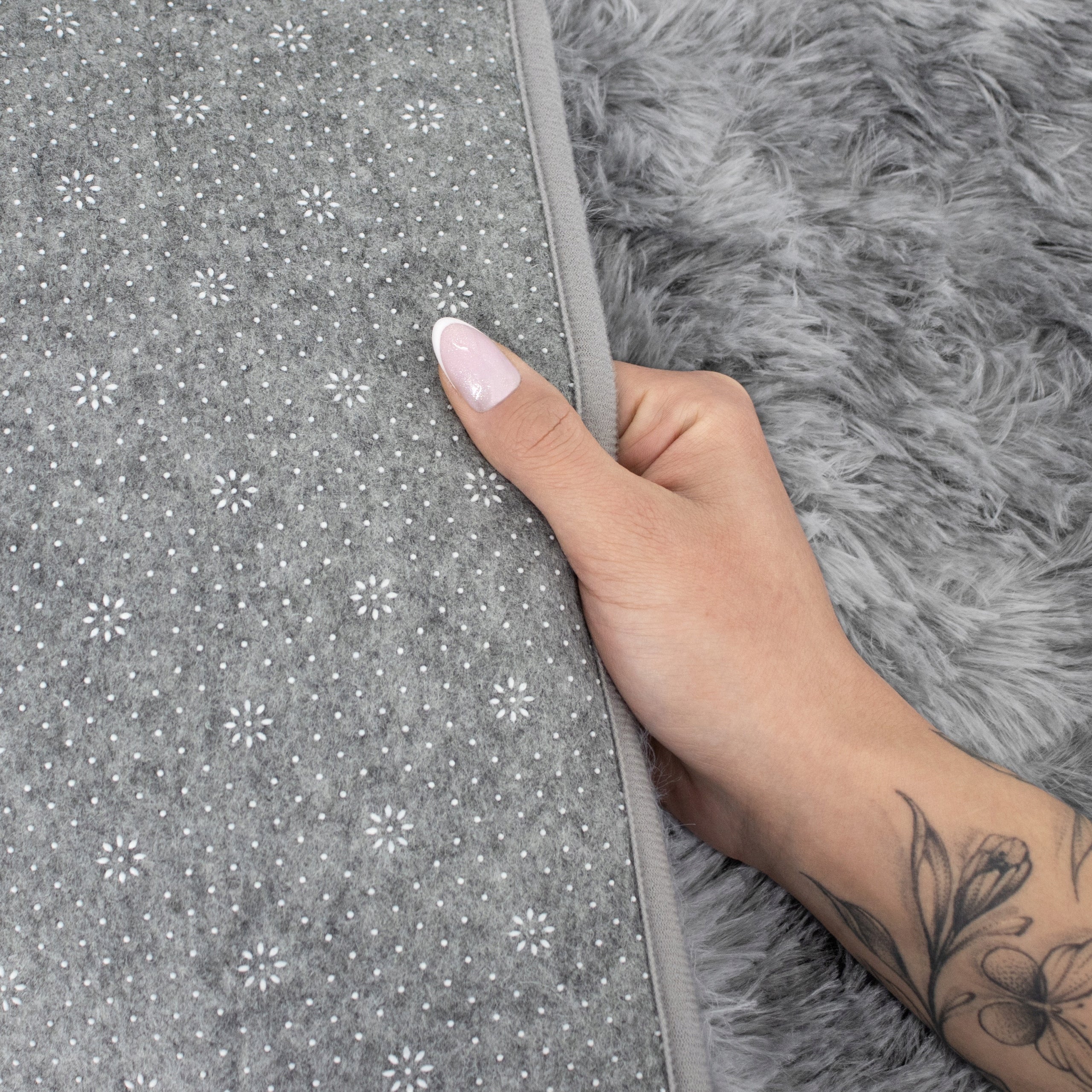 PLUSH CARPET SHAGGY 160x230 CM FLUFFY SOFT FOR LIVING ROOM ECO FUR GREY Manufacturer code 38396