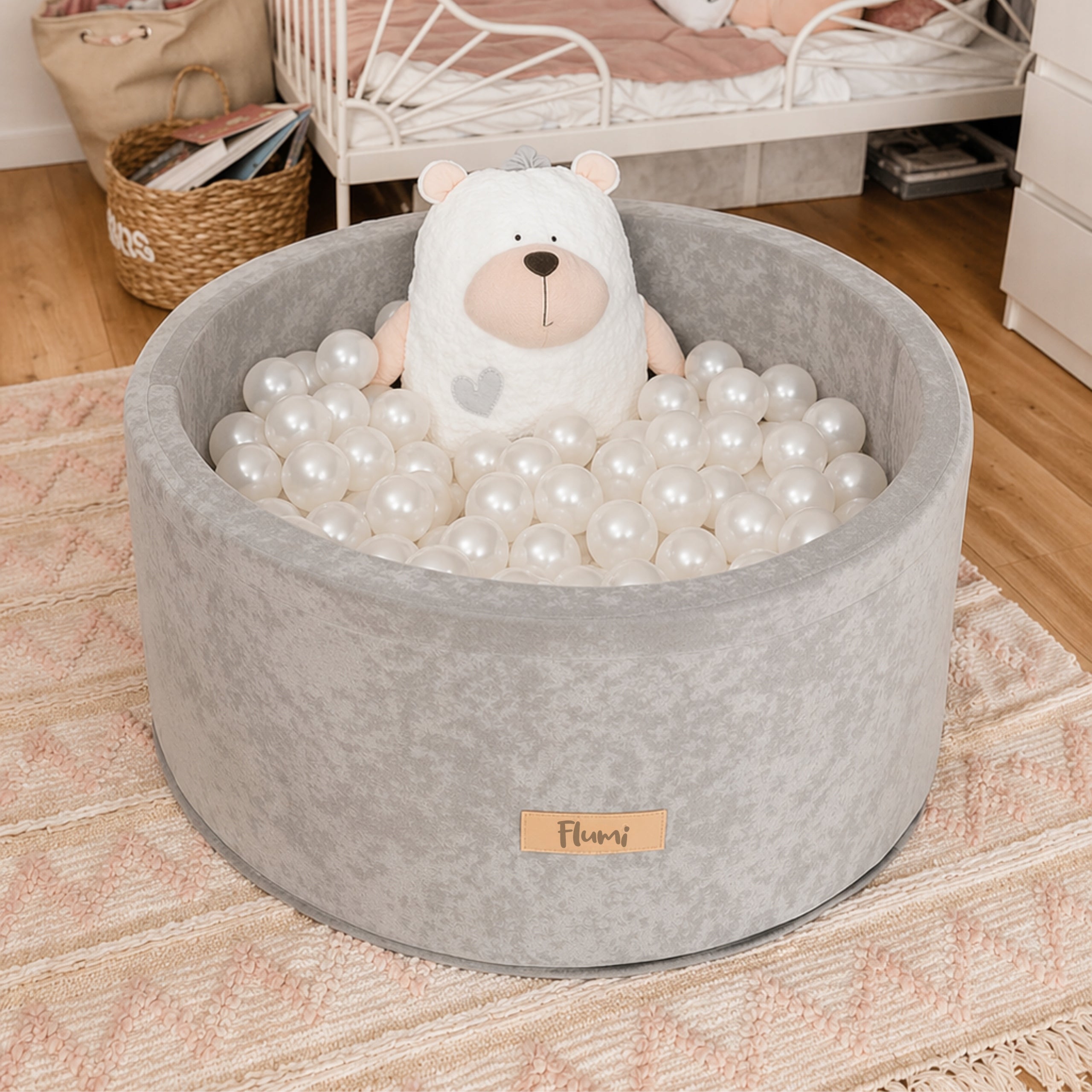 POOL WITH BALLS FLUMI 200 BALLS 90X40 WITH ENGRAVING FREEBIE DIFFERENT COLORS OF BALLS Product width 90 cm