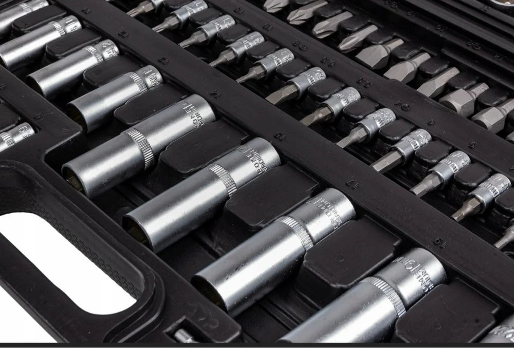 PROFESSIONAL SET OF SOCKET WRENCHES 108 ELEMENTS OF CHROME STEEL Manufacturer code klucze hazard