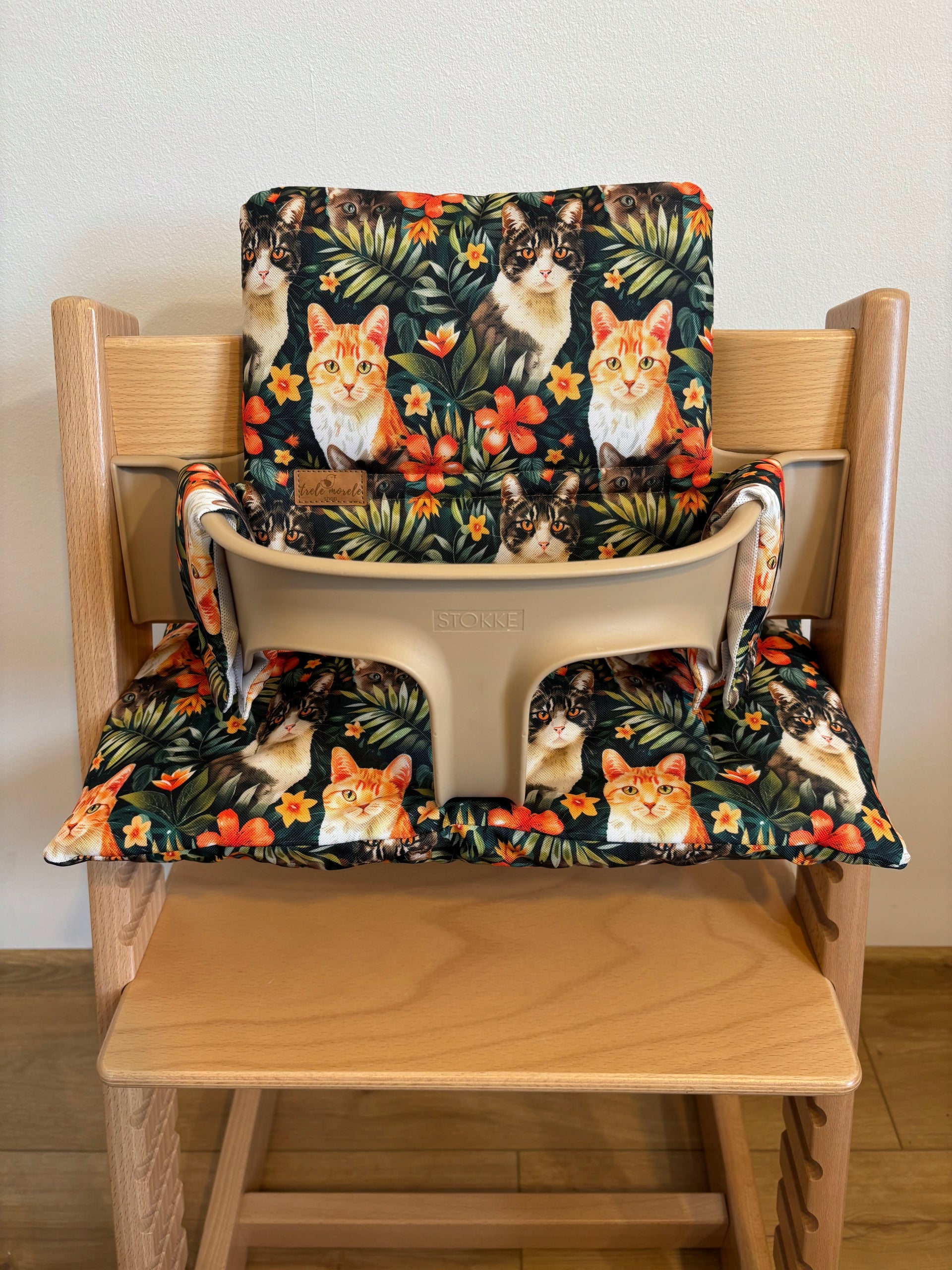 PROMOTION waterproof pillows for Stokke Tripp Trapp 2in1 cats flowers Packaging status original
