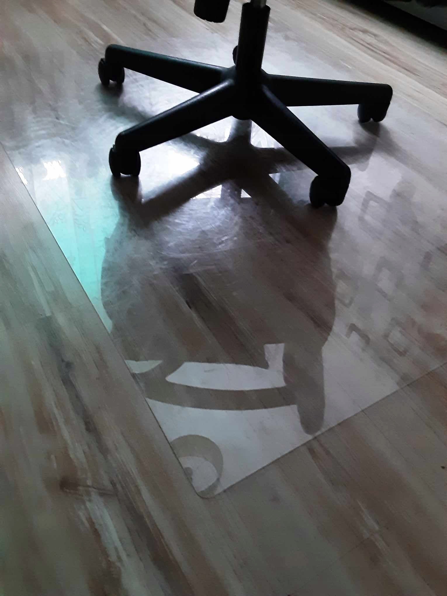 PROTECTIVE MAT POLYCARBONATE THICK 1mm UNDER THE CHAIR 205x125 TRANSPARENT Product width 205 cm