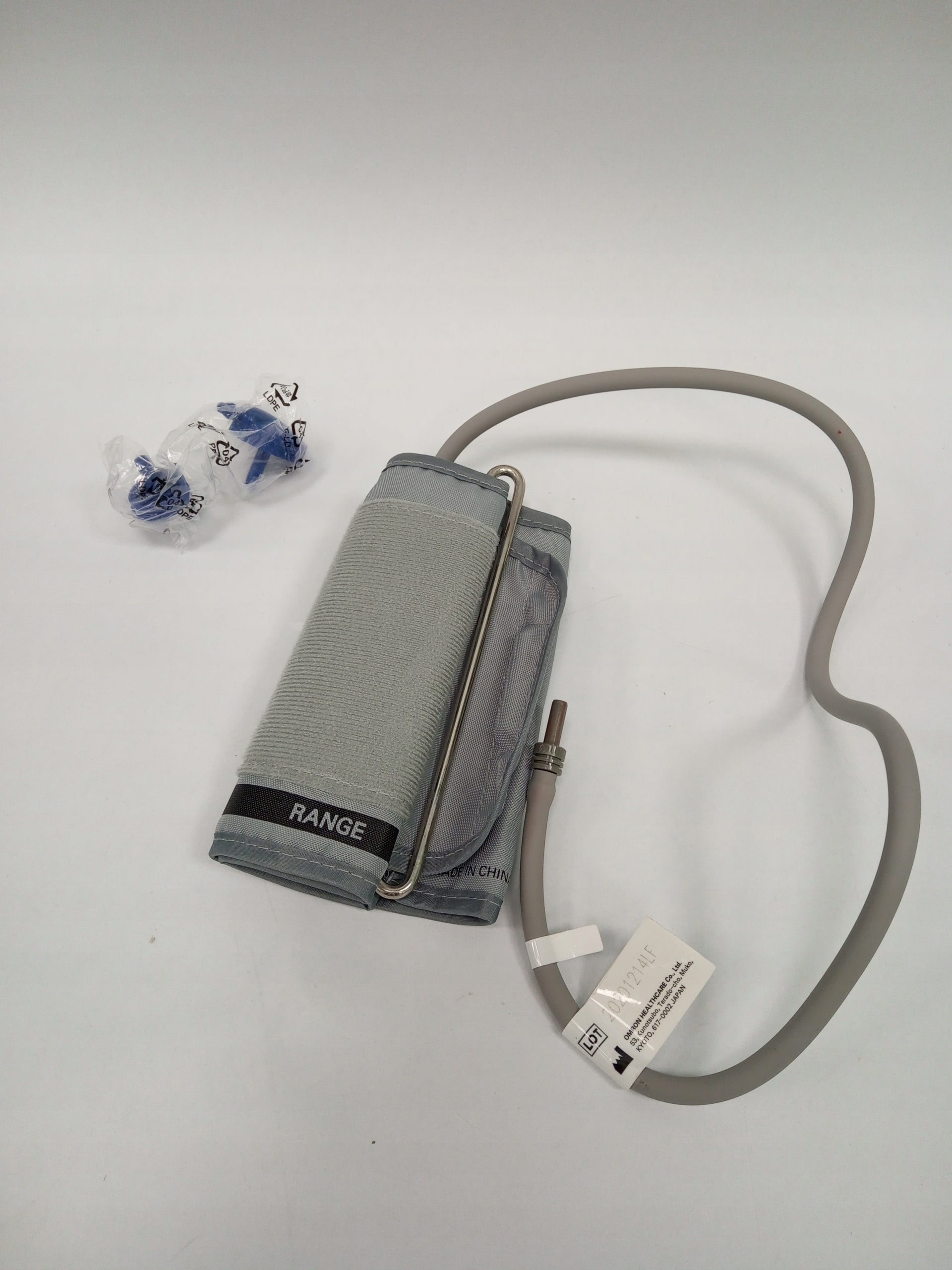 Package of 2 pcs Omron CM2 cuff 22-32 cm Medical device type accessories for a medical device or a product without an intended medical purpose