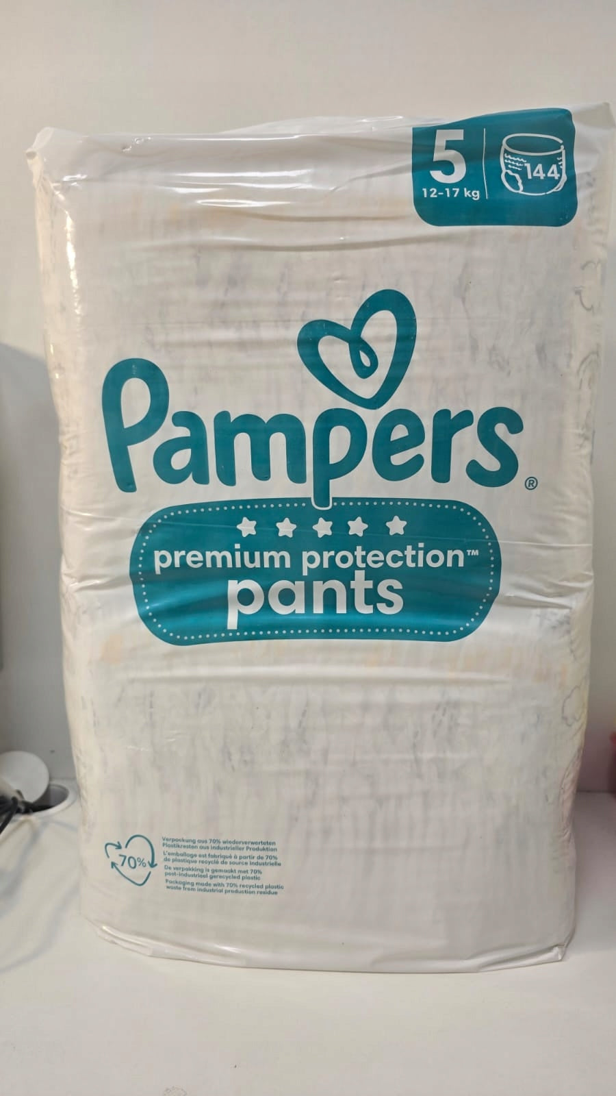 Pampers Premium Protection Pants Diapers size 5 (12-17kg) 144pcs.