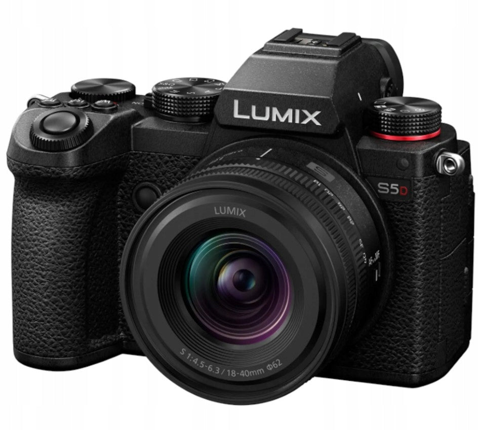 Panasonic DC-S5DNE-K Camera Lumix mirrorless + Lens S-R1840