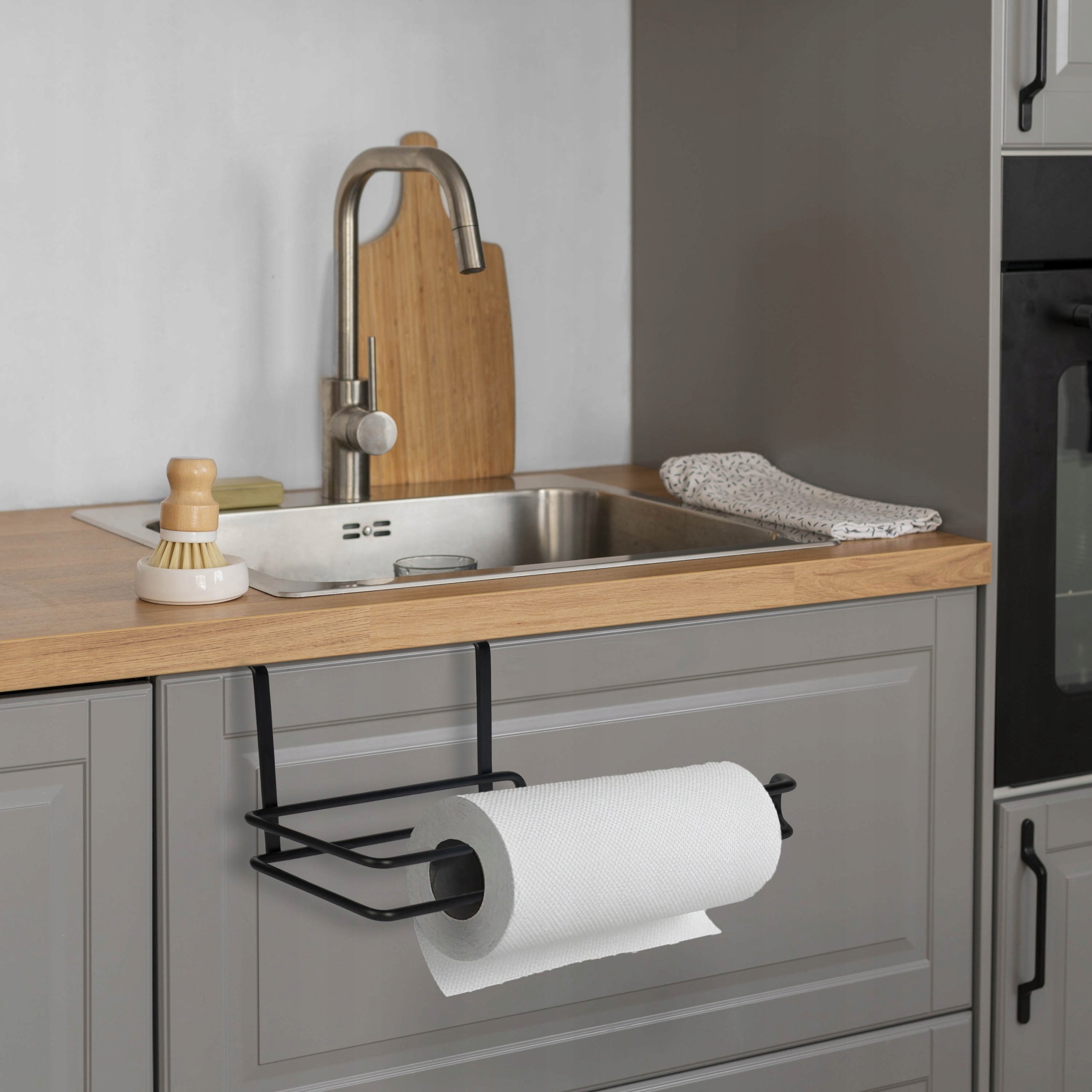 Paper Towel Holder Black Suspended Portable Sturdy Durable Packaging status original