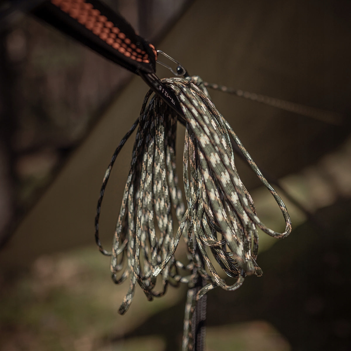Paracord Tactical Parachute Rope Badger Outdoor 550 Woodland 30m Manufacturer code BO-PR30-WL
