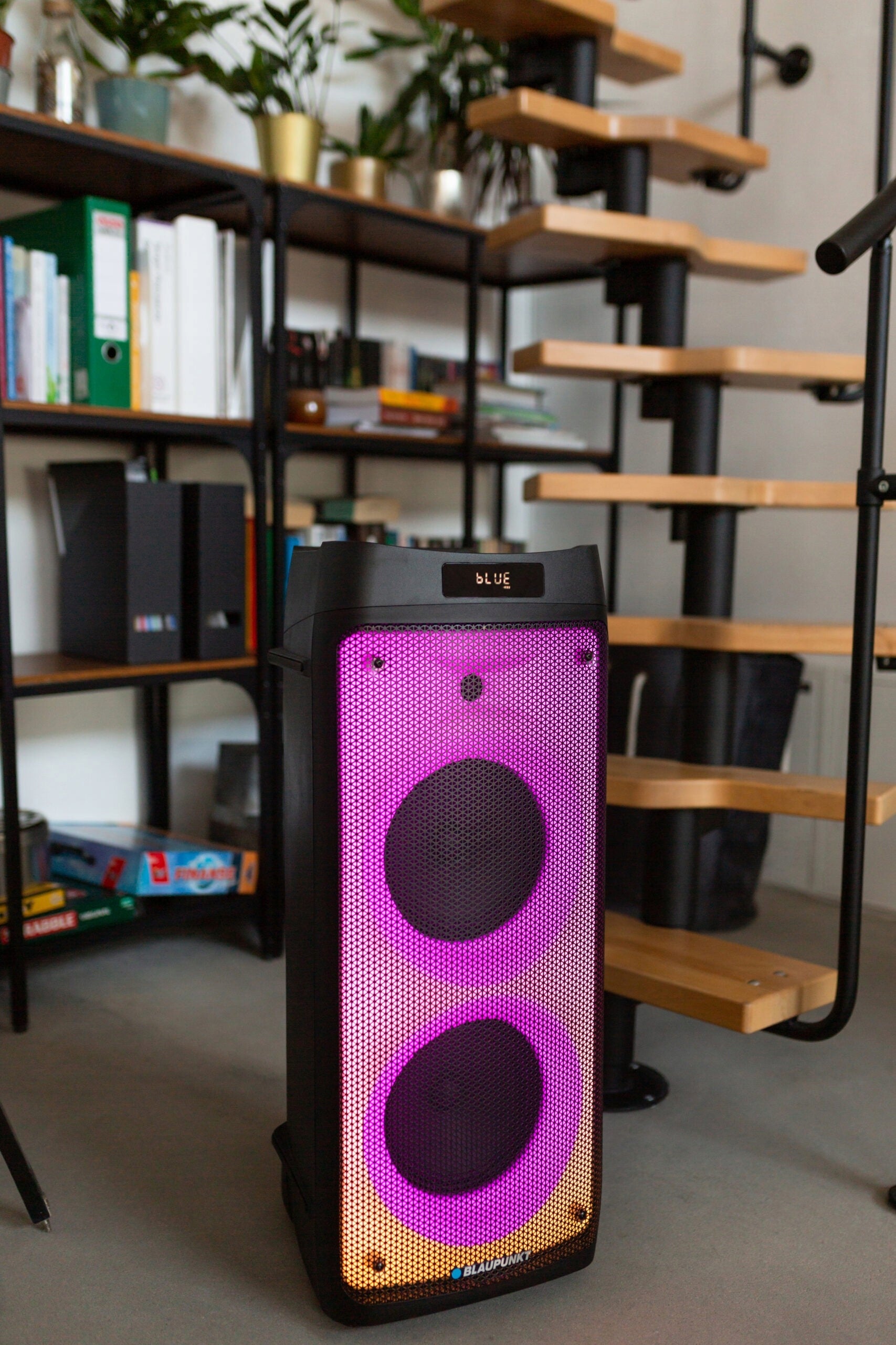 PartyBox Portable Speaker Blaupunkt PB08DB 700W Bluetooth Karaoke Microphone Manufacturer code PB08DB