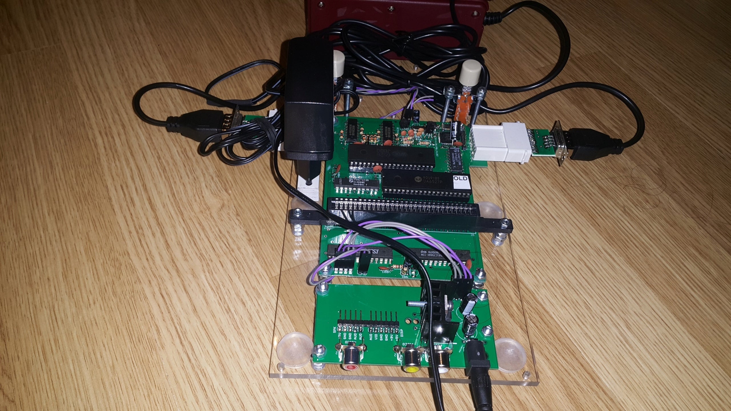 Pegasus konsola na układach wersja NTSC (jak mt777dx lub iq502) Manufacturer code 4062859186652