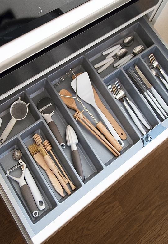 Peka 07.6036.SK - CLASSICO cartridge 800/ dimension 740 x 450/ grey Kind drawer organizer