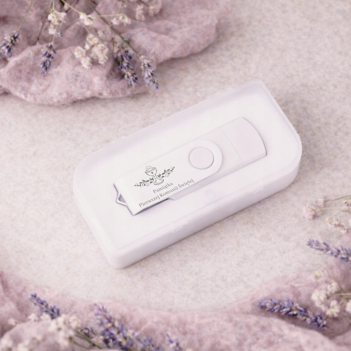 Pendrive for Communion and Holy Communion 16 GB 2.0 USB-C ENGRAVING Communion BOX Brand MemoRabbit