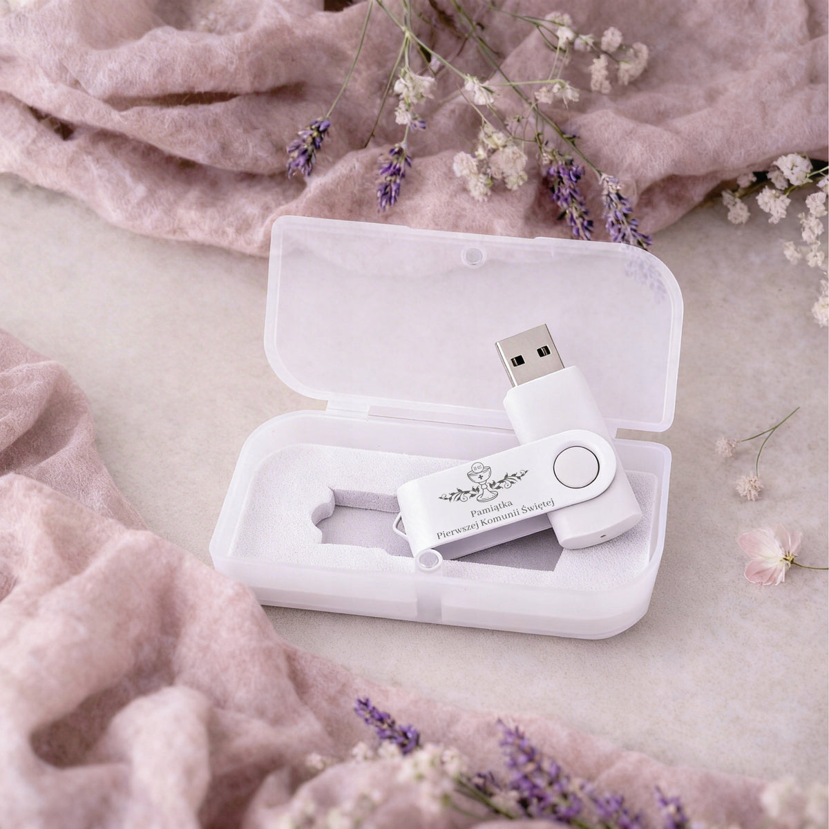 Pendrive for Communion and Holy Communion 8 GB USB 3.0 Communion ENGRAVING + BOX Brand MemoRabbit