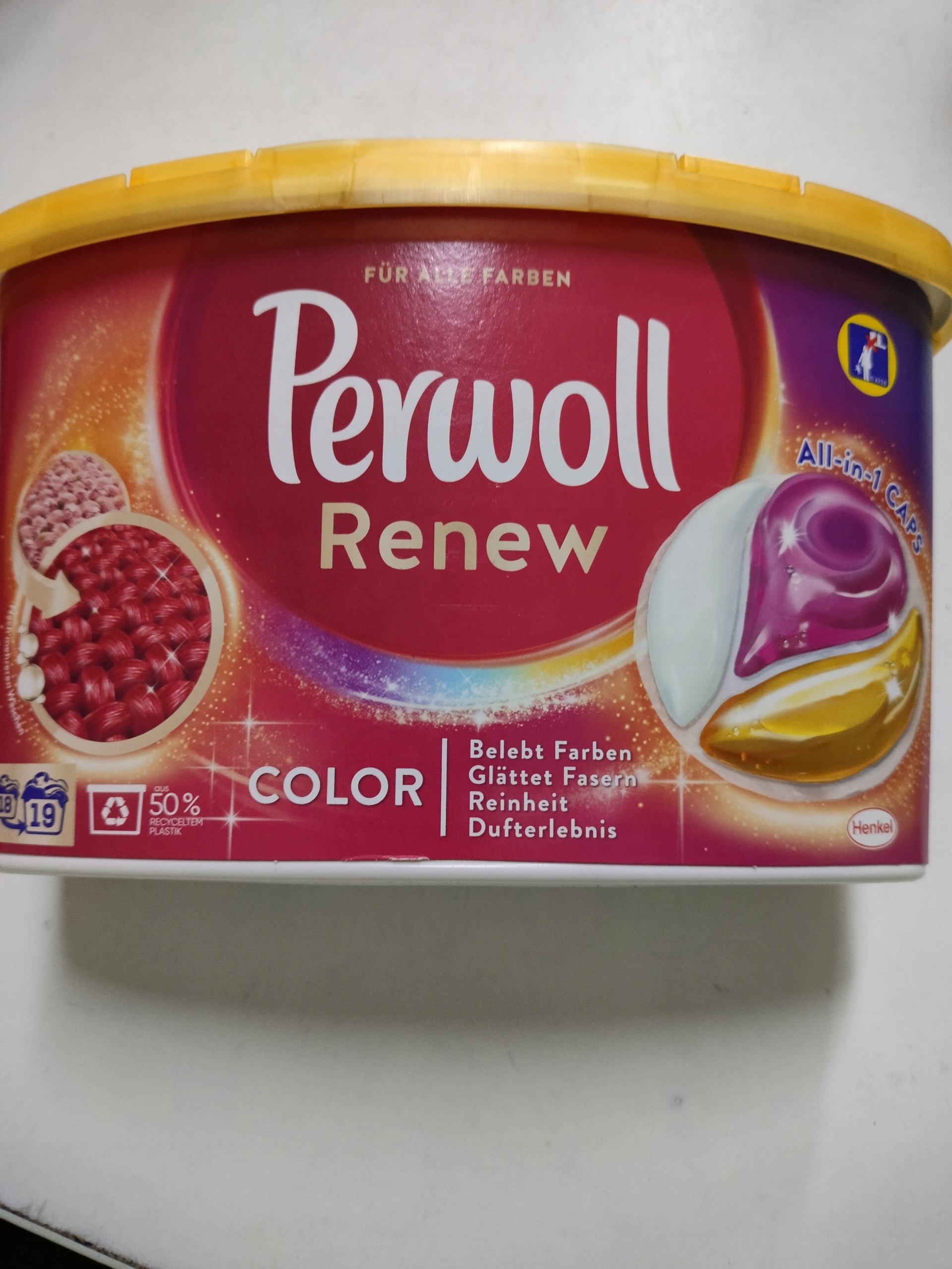 Perwoll Renew All-In-One Caps Black 19 washes