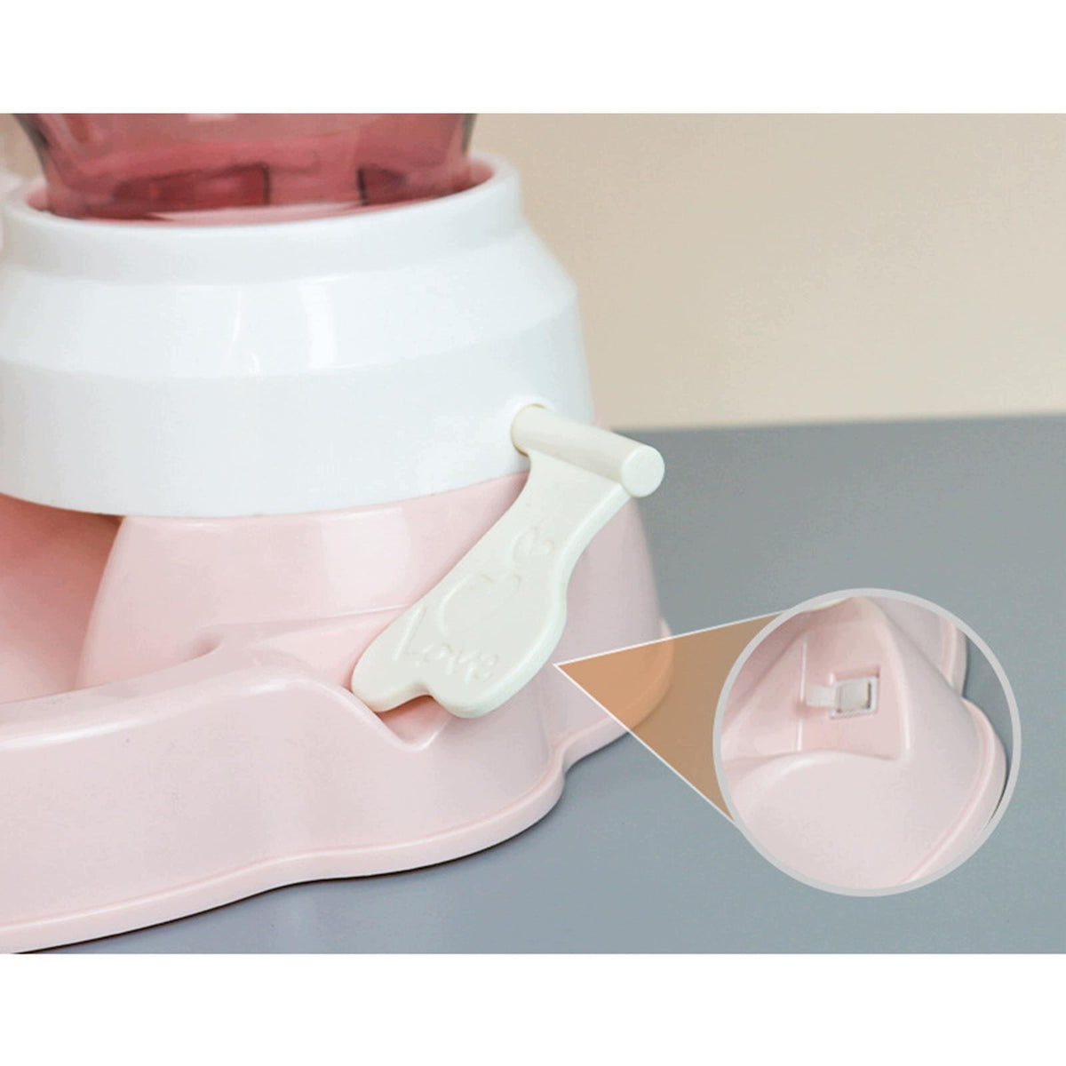 Pet Automatic Feeder Dog Dispensers with Large Capacity Food Container Pink Manufacturer code 15264035752