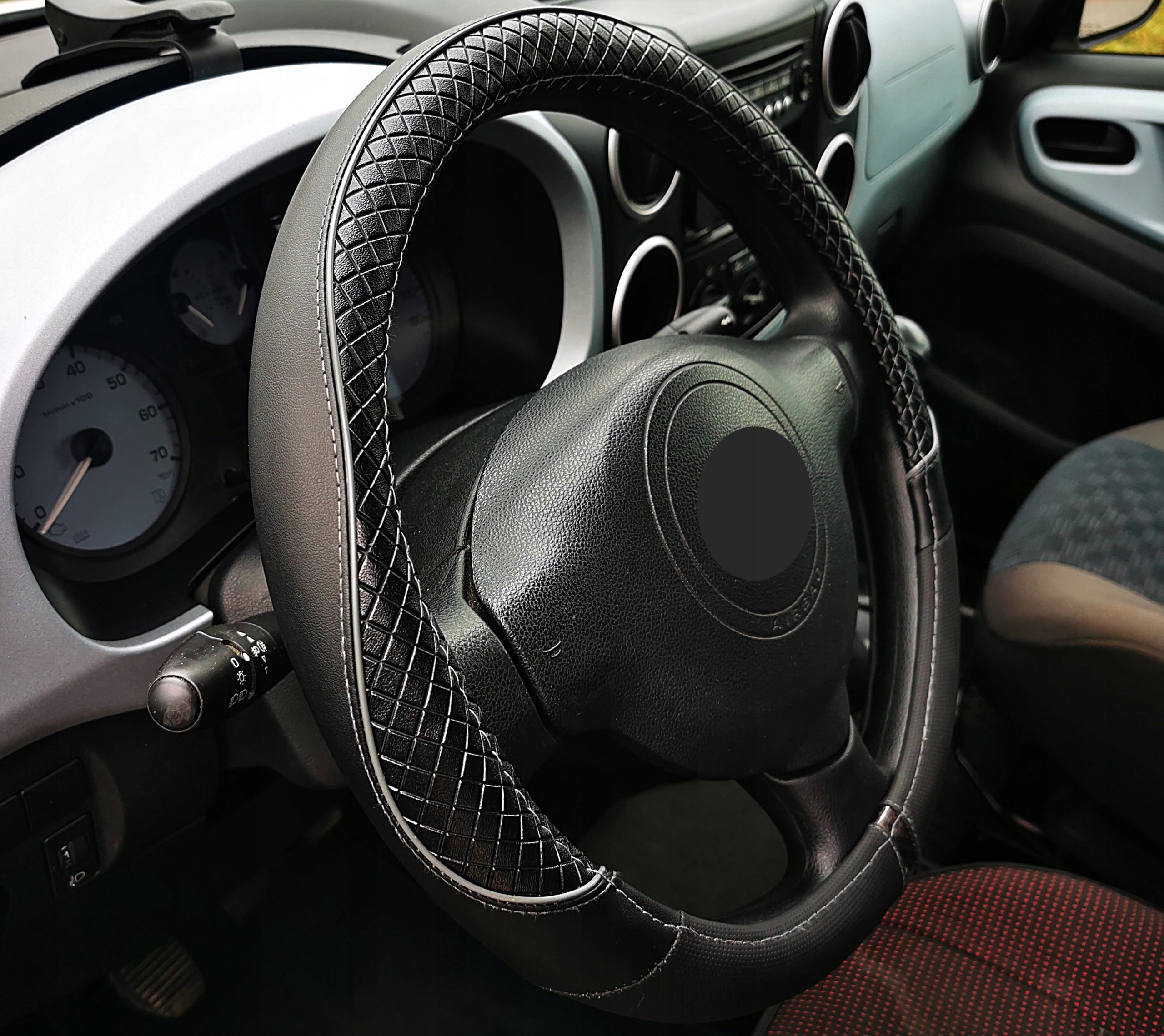 Peugeot 107 206 207 307 308 407 Partner Steering Wheel Cover Black PREM Manufacturer's catalog number Nakładka Etui Obszycie