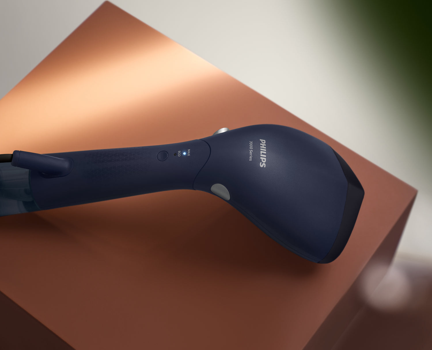 Philips STH7020/20 1500W 28g/min OptimalTEMP Adjustable head Type handheld
