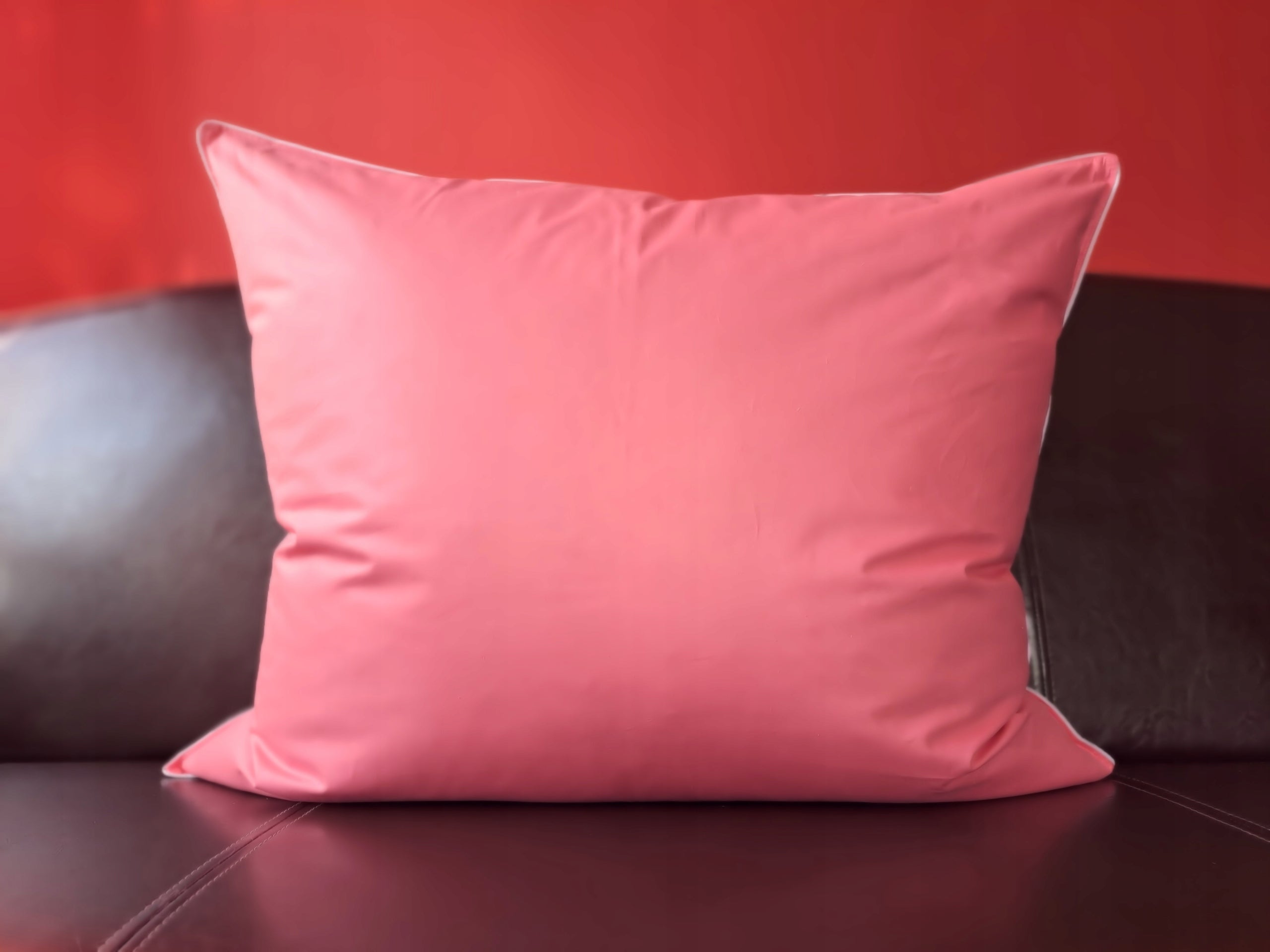 Pillow with feathers 70x80 3 kg CREAM or PINK Medical device no