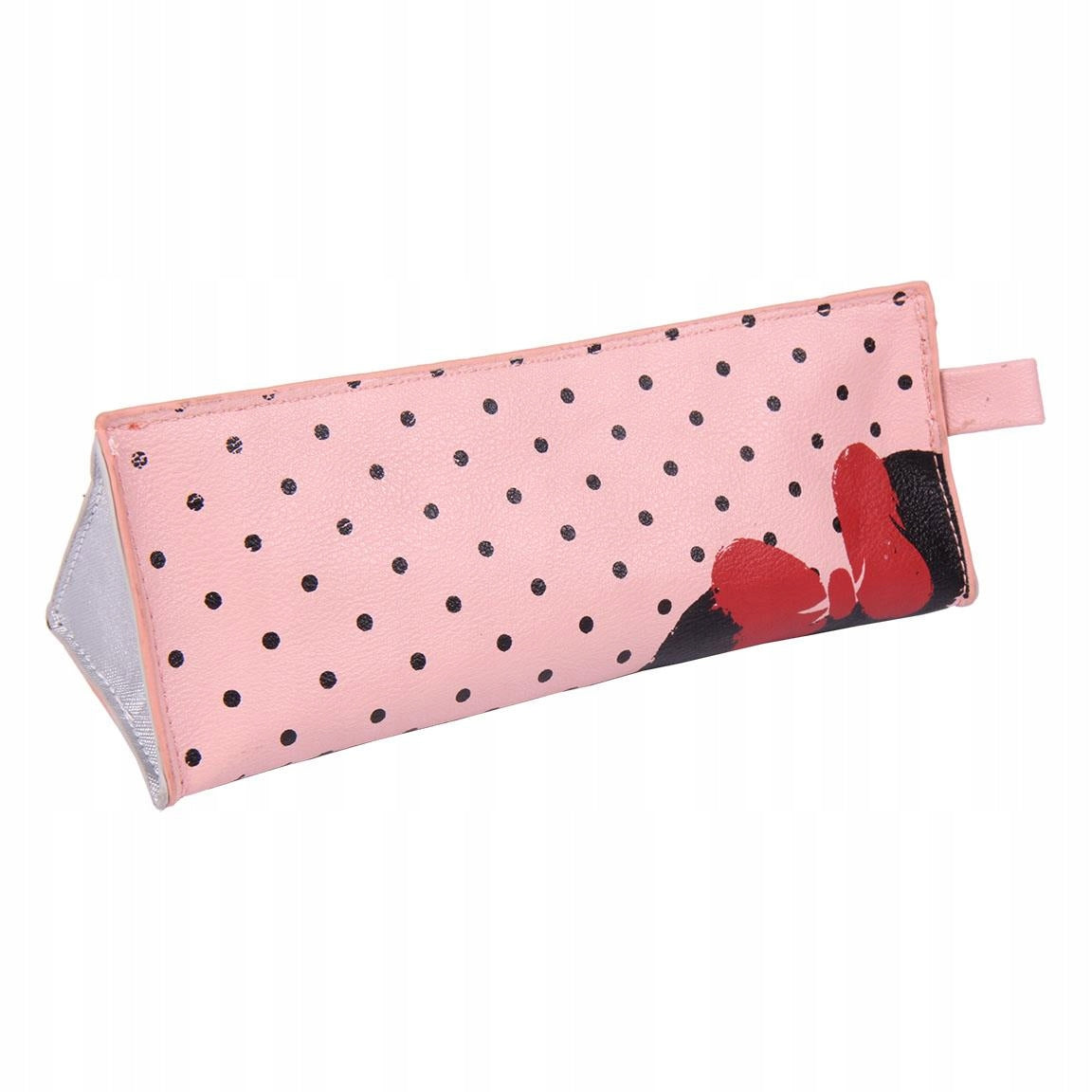 Strafe Pelytė Minė (Minnie Maus) 