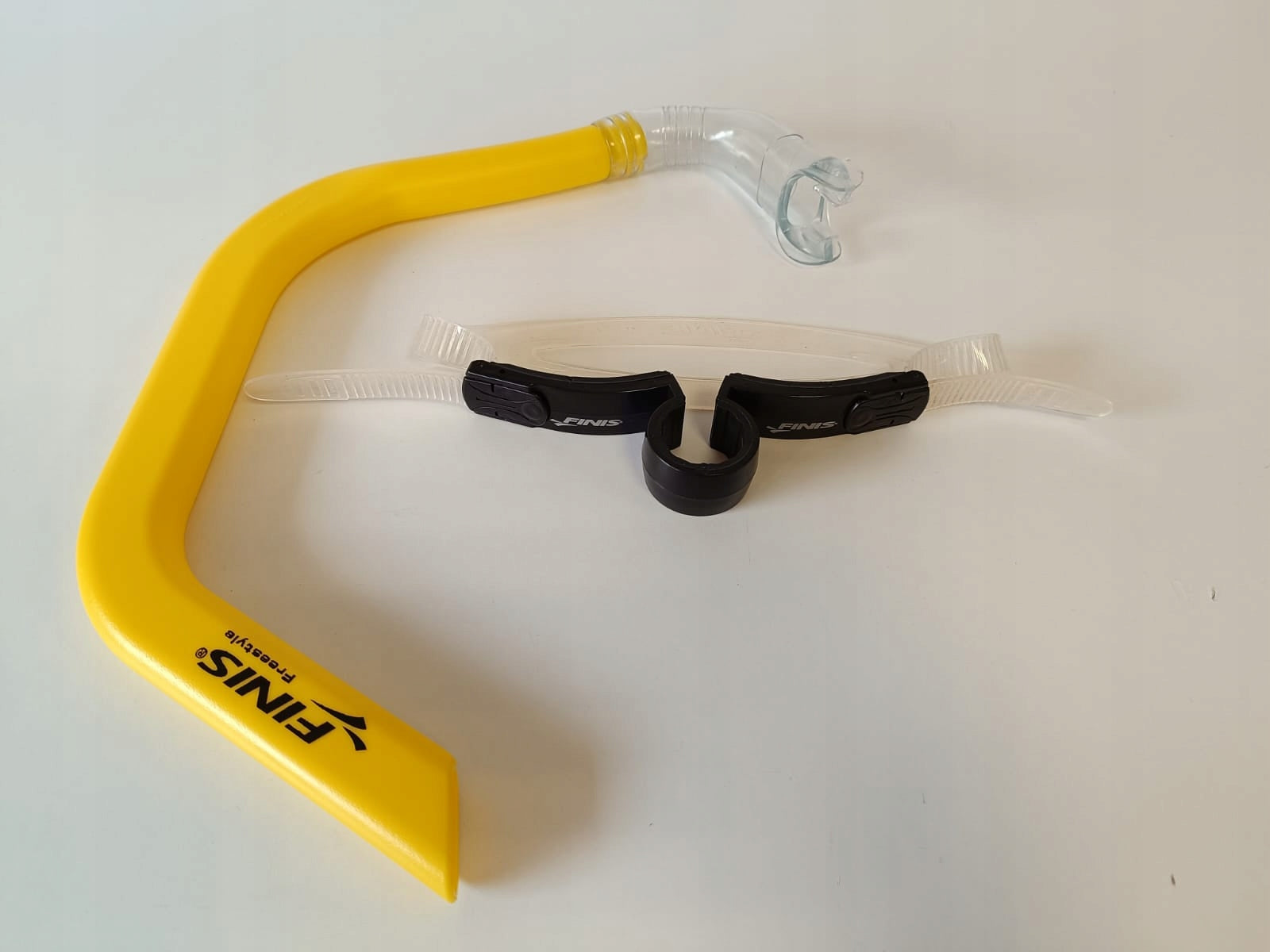 Pipe Finis yellow Freestyle Snorkel Packaging status original