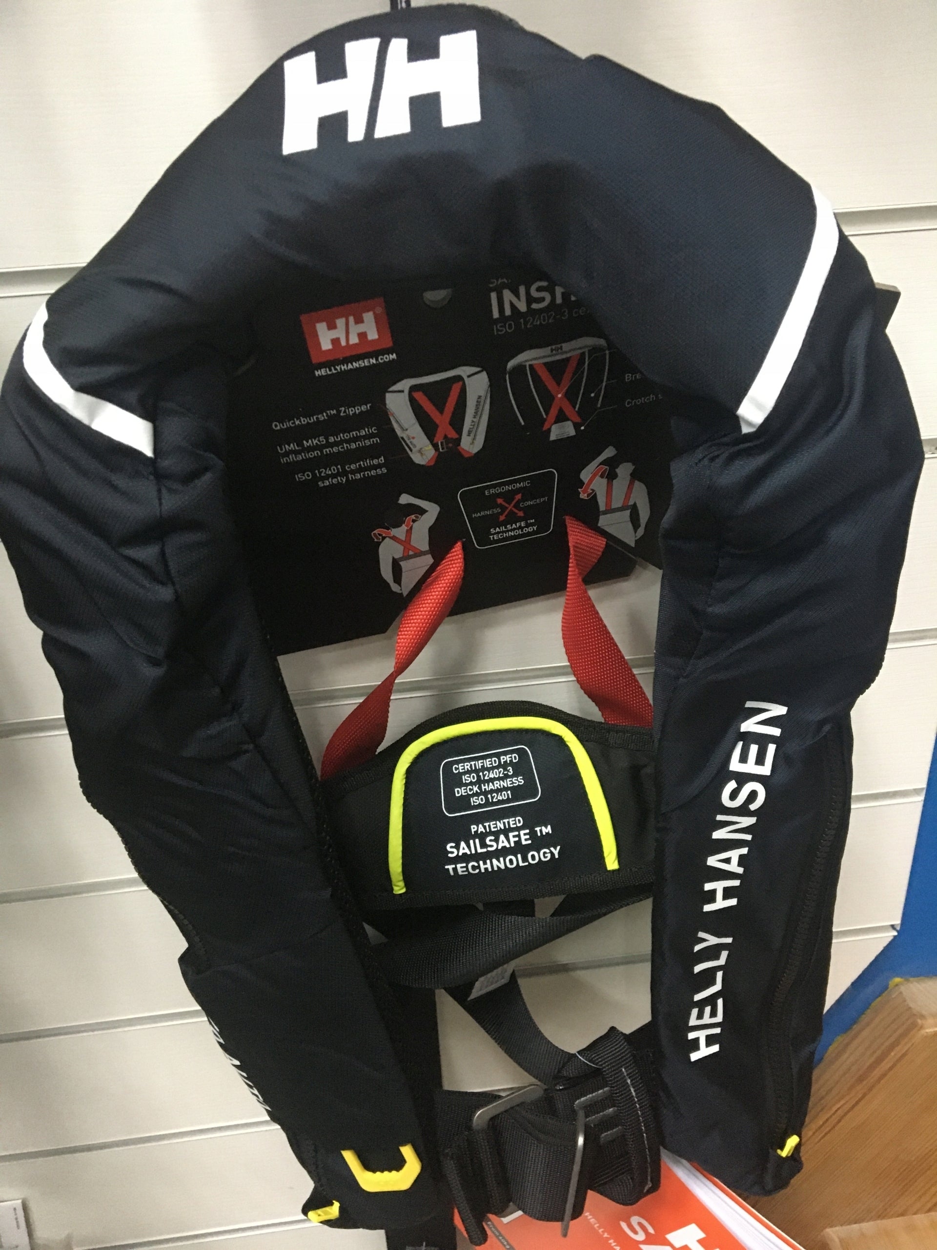 Pneumatic Rescue Vest HELLY HANSEN 170N 33805 Navy Blue Model INSHORE