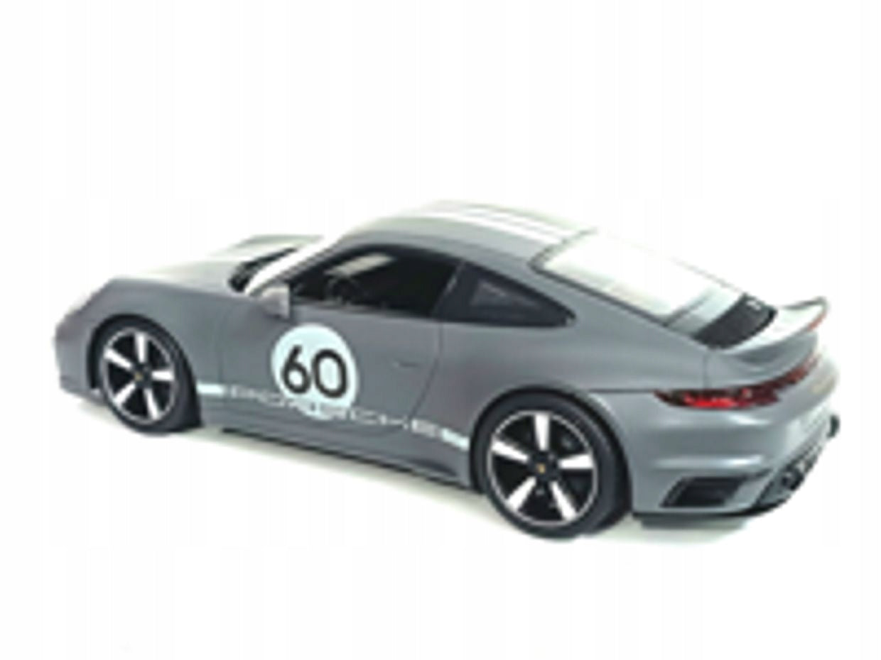 Porsche 911 Sport Class Remote Controlled Car 1:16