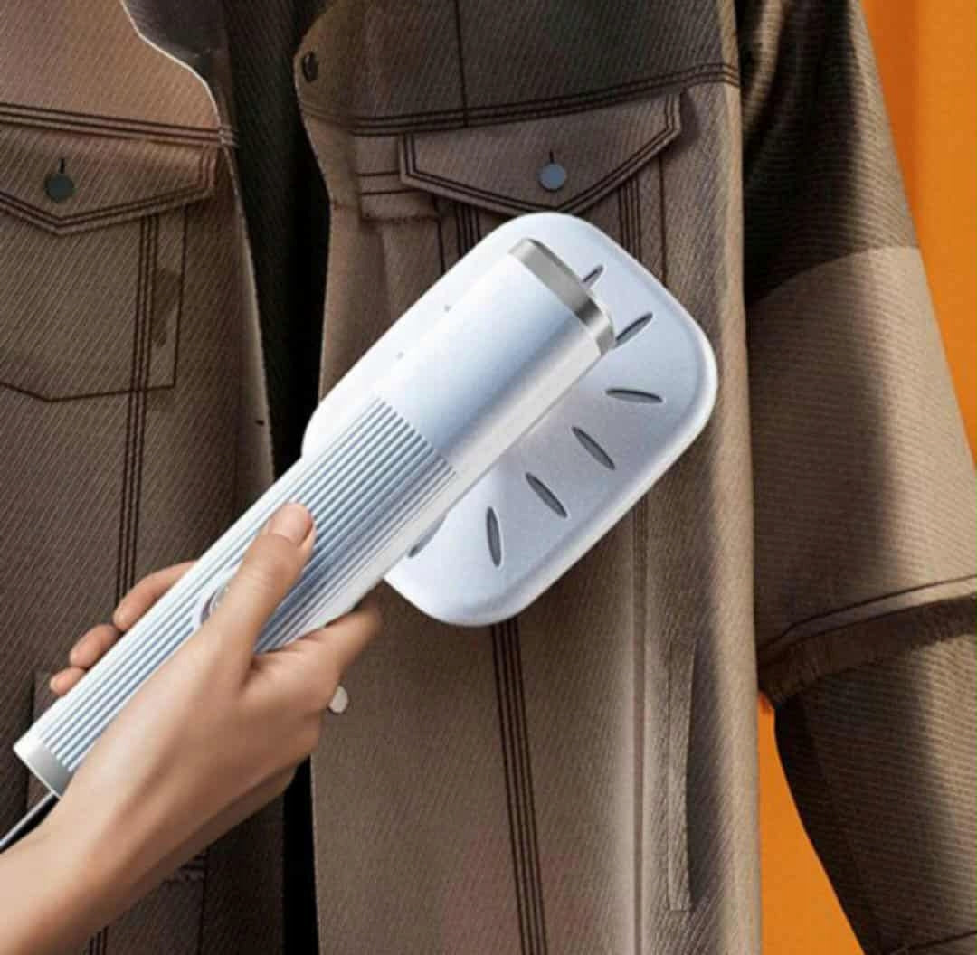 Portable Steam Iron | Fast Heat | Small & Powerful | White Manufacturer code 05072046088