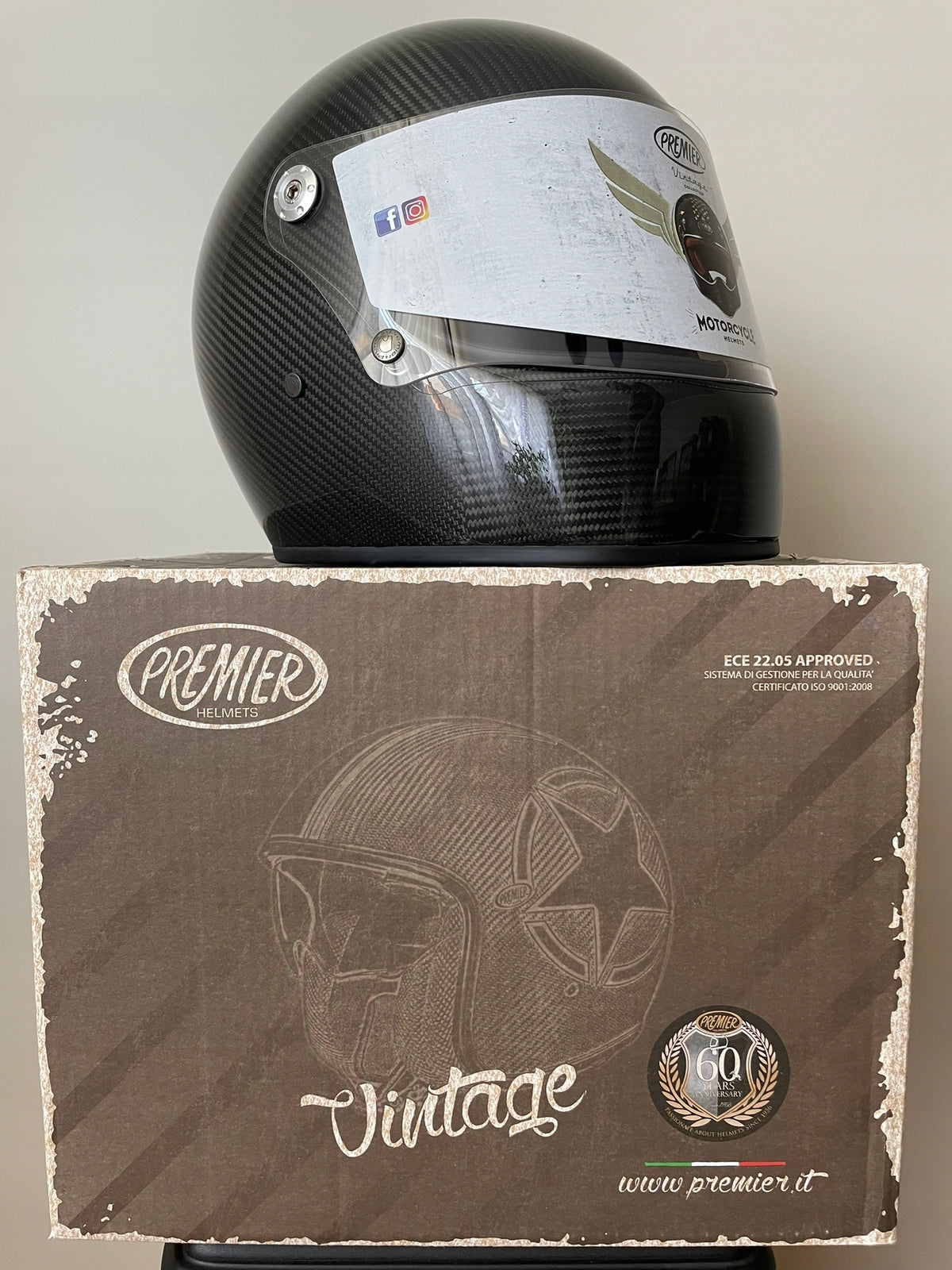 Premier Helmets TROPHY CARBON L motorcycle helmet EAN (GTIN) 8058697243141