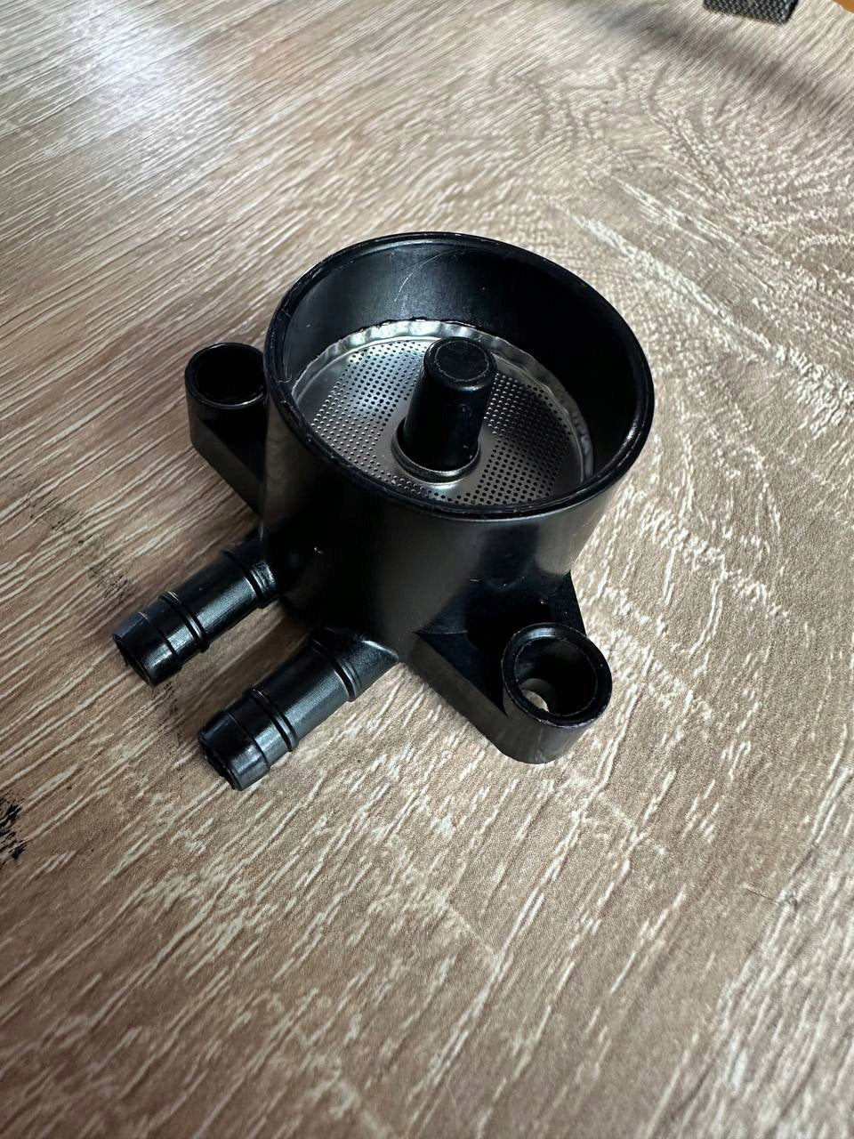 Pressure machine valve Cecotec Cremmaet Macchia 1350 W black