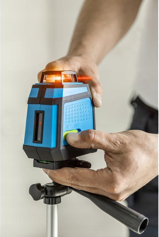 Professional 3D and side laser level, self-leveling, 30m Brand Hoegert Technik
