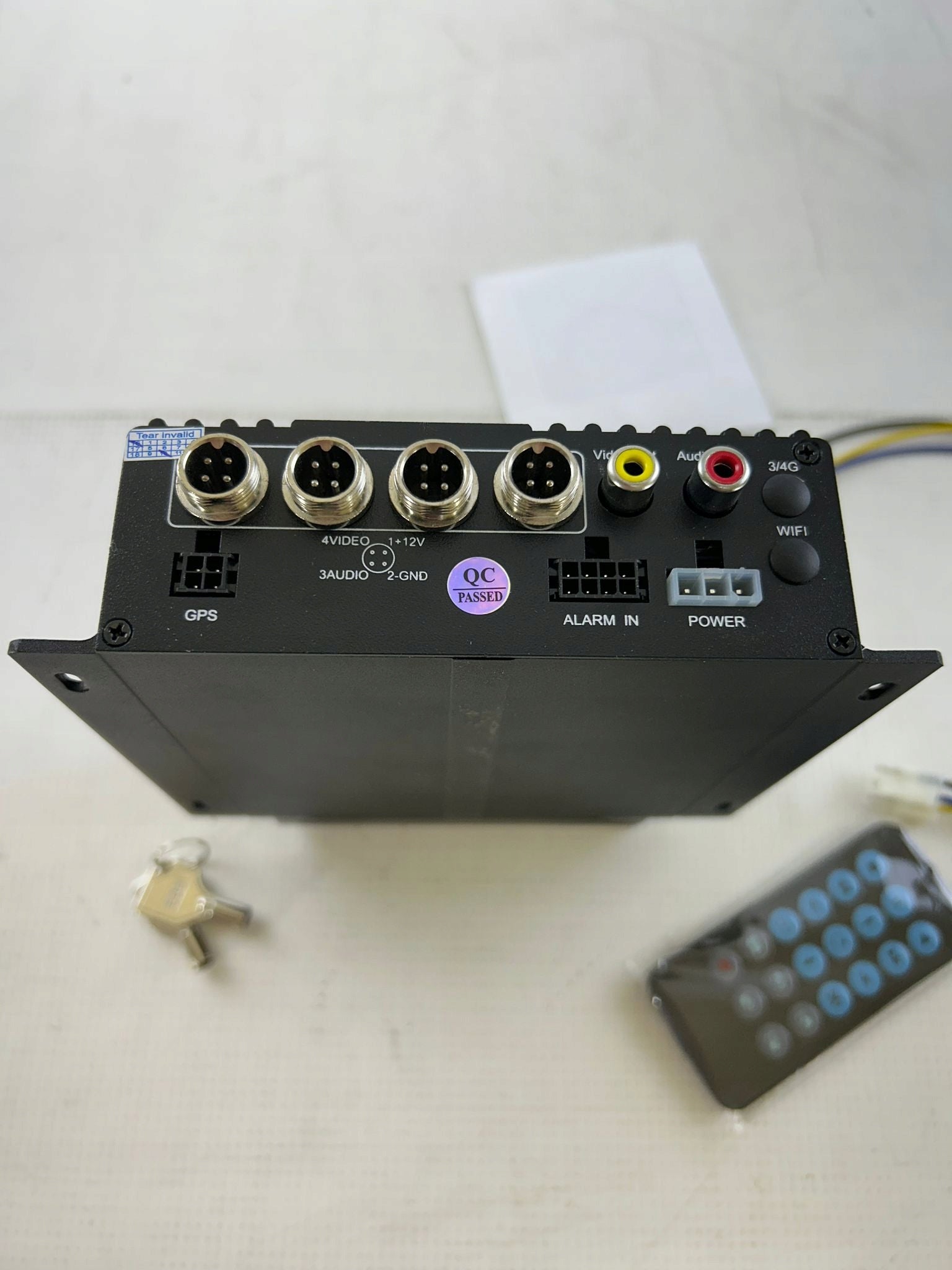 Professional Car DVR Driving Recorder with Support for 4 AHD 4PIN Cameras Manufacturer code DVR6G VT 4CH SD