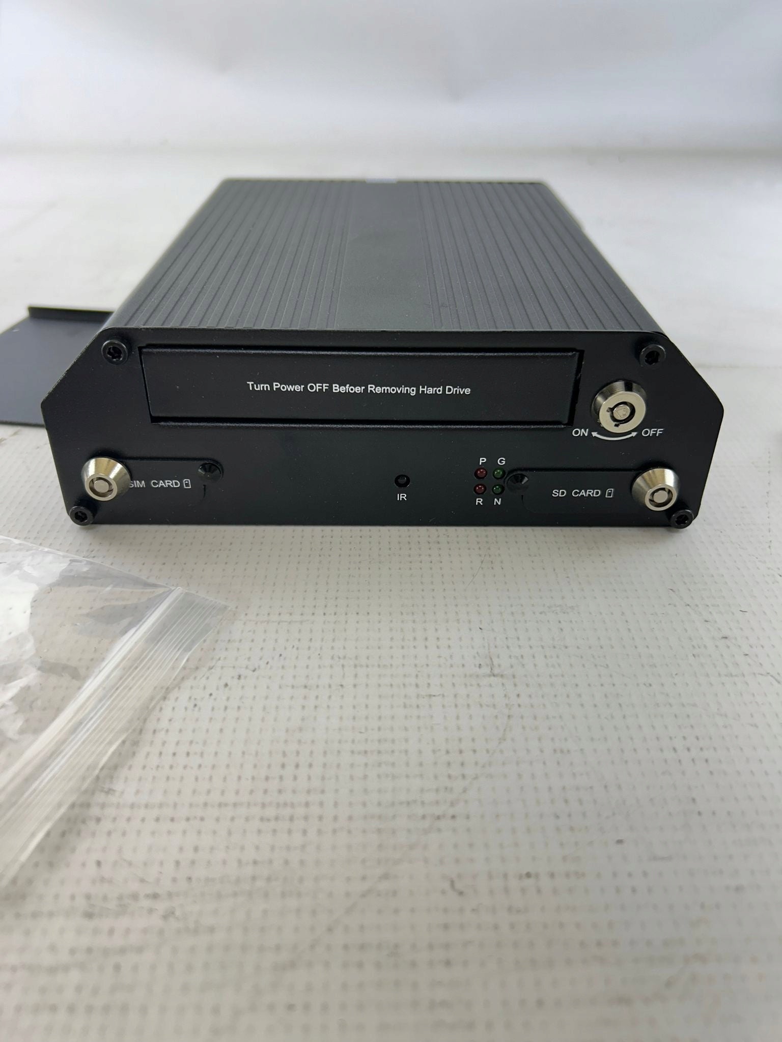 Professional car DVR route recorder support up to 8 AHD 4PIN cameras Packaging status original