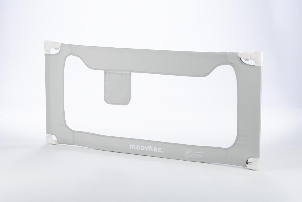 Protective barrier for bed Moovkee. folding safety gate 200 cm Packaging status original