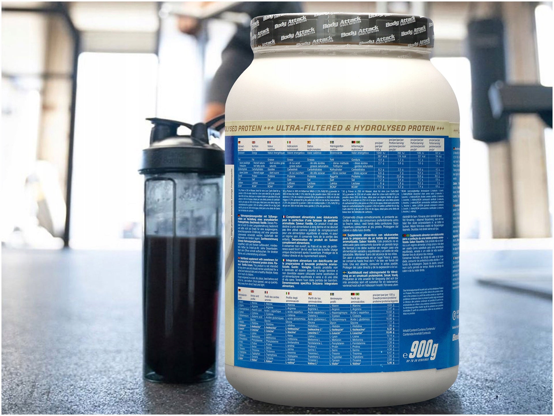 Protein supplement protein blend Body Attack powder 900 g vanilla flavour Expiration date at least six months from the date of purchase