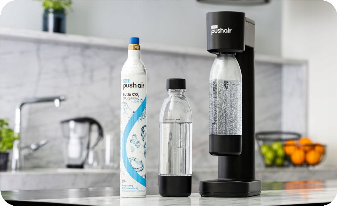 PushAir Water Saturator Dafi Siphon Black + CO2 Cartridge + Bottle 0,7 Packaging status original