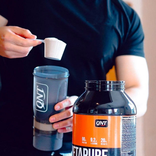 QNT Metapure Whey Protein Isolate Protein Conditioner Without Carbohydrates 2kg EAN (GTIN) 5425002402792