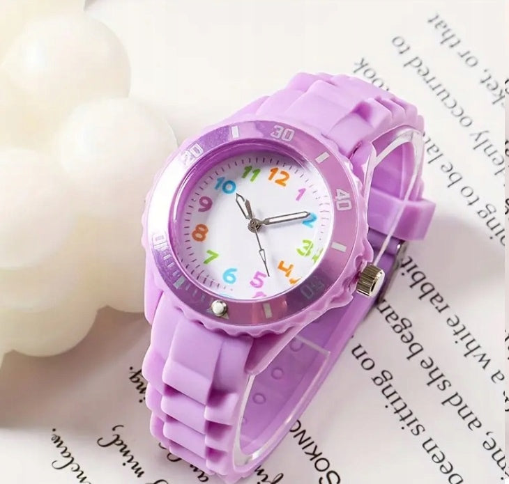 Quartz watch for boys and girls white perfect gift Brand no brand