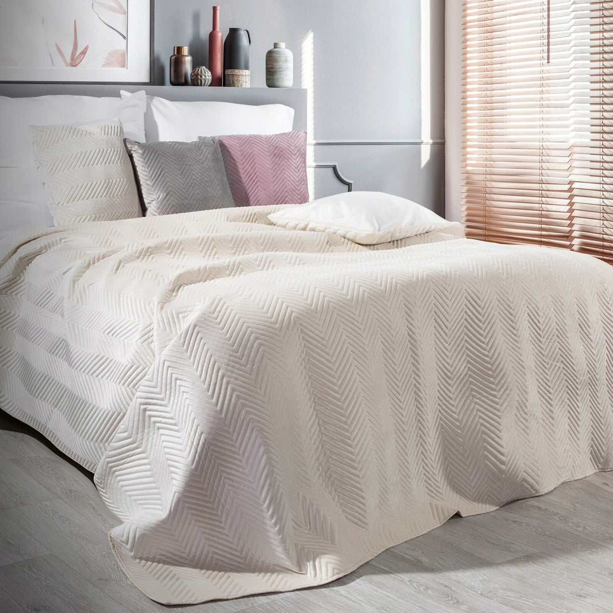 Quilted Bedspread 200x220 for Bed Sofa Velour Decorative Sofia Brand Eurofirany
