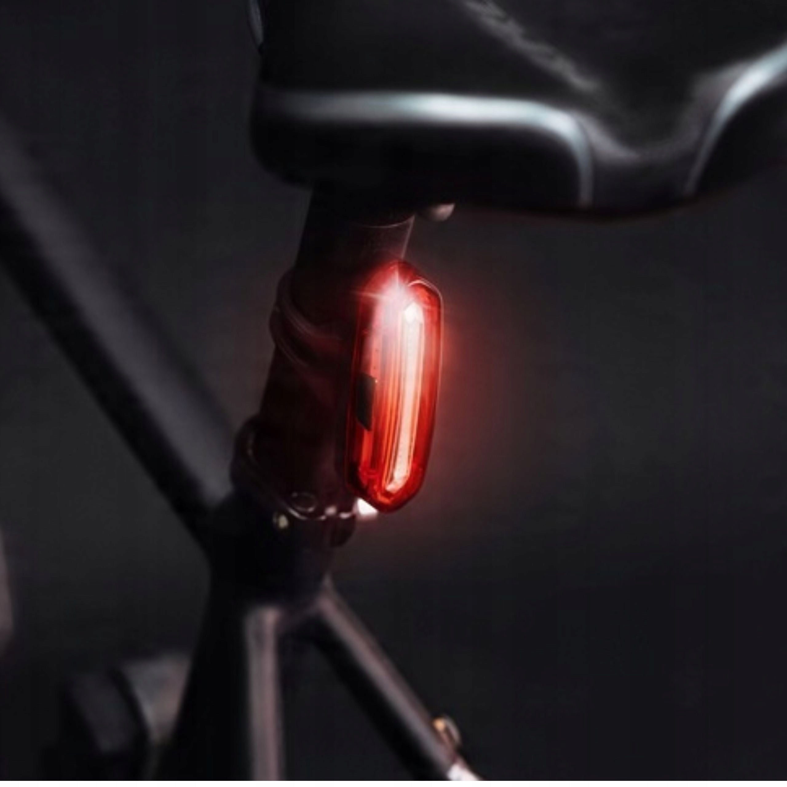 REAR BICYCLE LAMP AQY SPECTER 120LM LED USB C IP64 COB 4 MODES ELASTIC BAND Light source LED