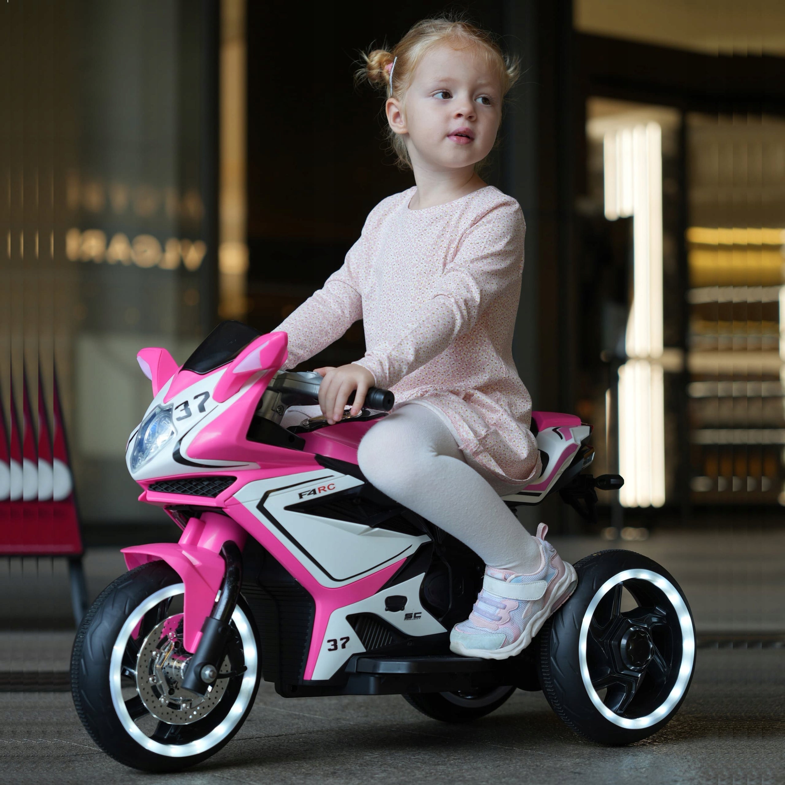 RECHARGEABLE MOTORCYCLE FOR CHILDREN WITH MUSIC, LED LIGHTS AND GLOWING WHEELS Brand no brand
