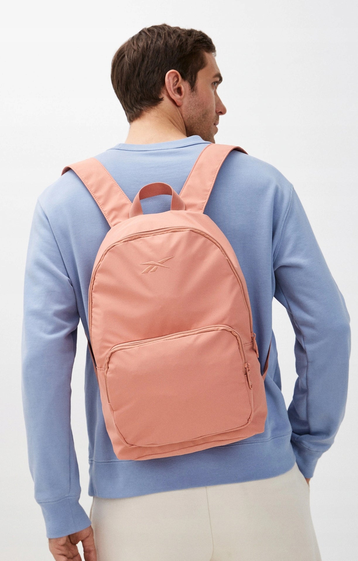 REEBOK SMALL LIGHTWEIGHT YOUTH SPORTS BACKPACK HIKING 20l Manufacturer code HE2433
