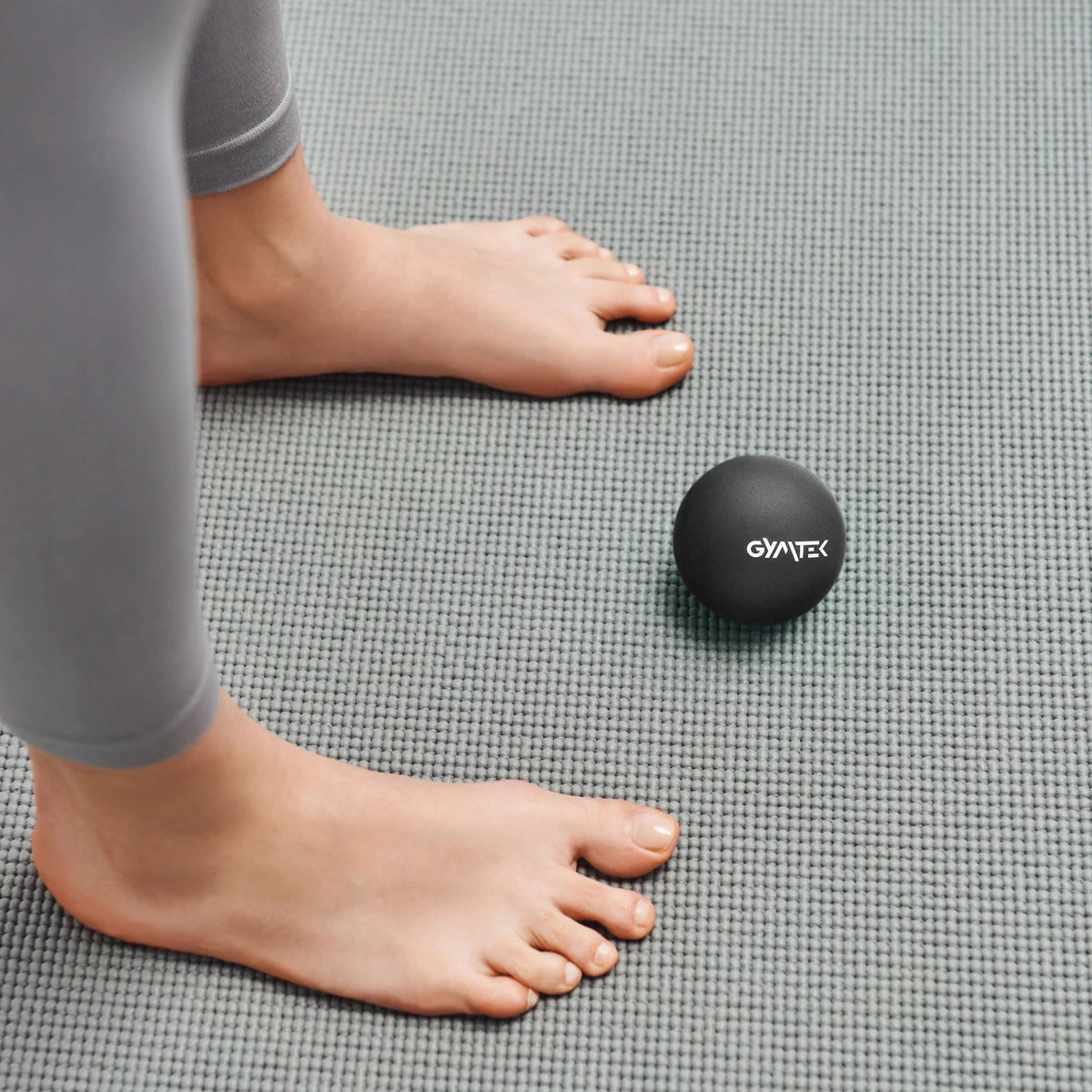 REHABILITATION BALL FOR MASSAGE LACROSSE BALL 6,5 CM GYMTEK Color black