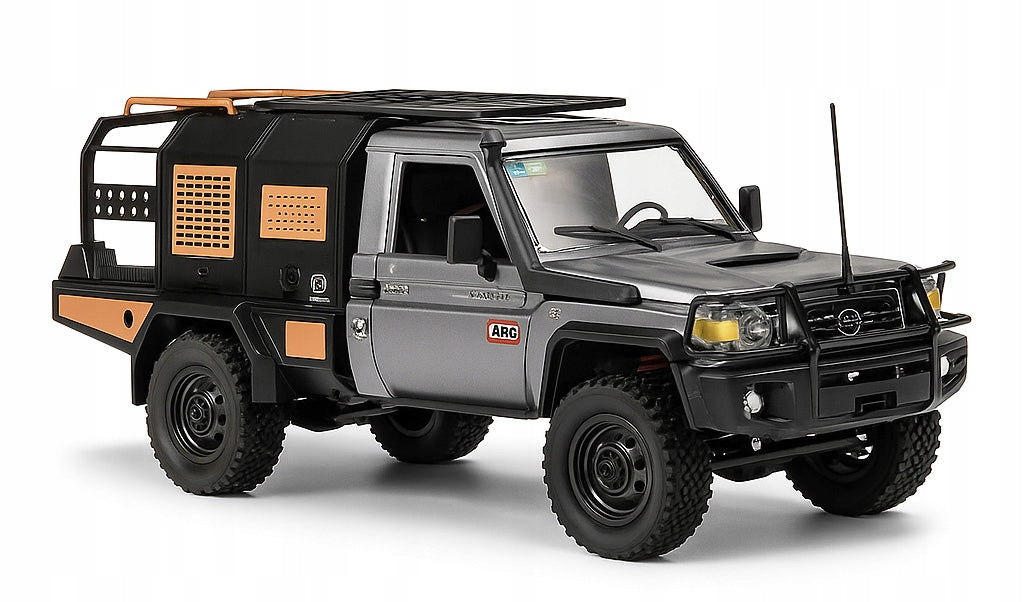 REMOTE CONTROLLED CAR RC TOYOTA LAND CRUISER LC79 OFF-ROAD 4x4 SILVER Packaging status original