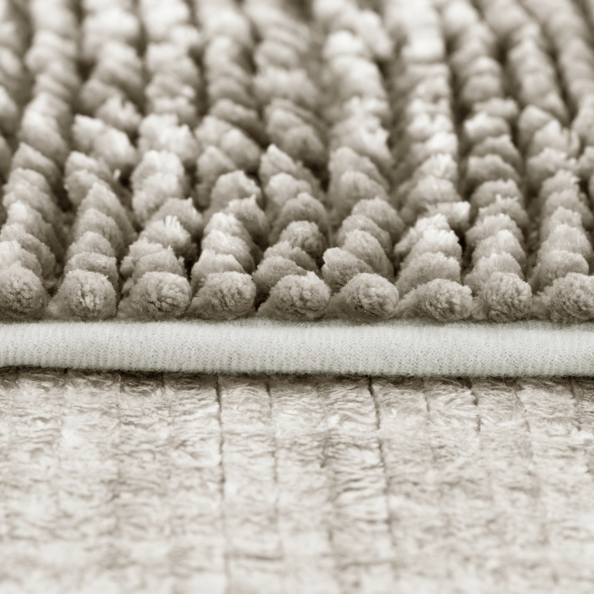 RESTILO Bathroom Rug Non-Slip Chenille Shaggy 50X70 Beige Packaging status original