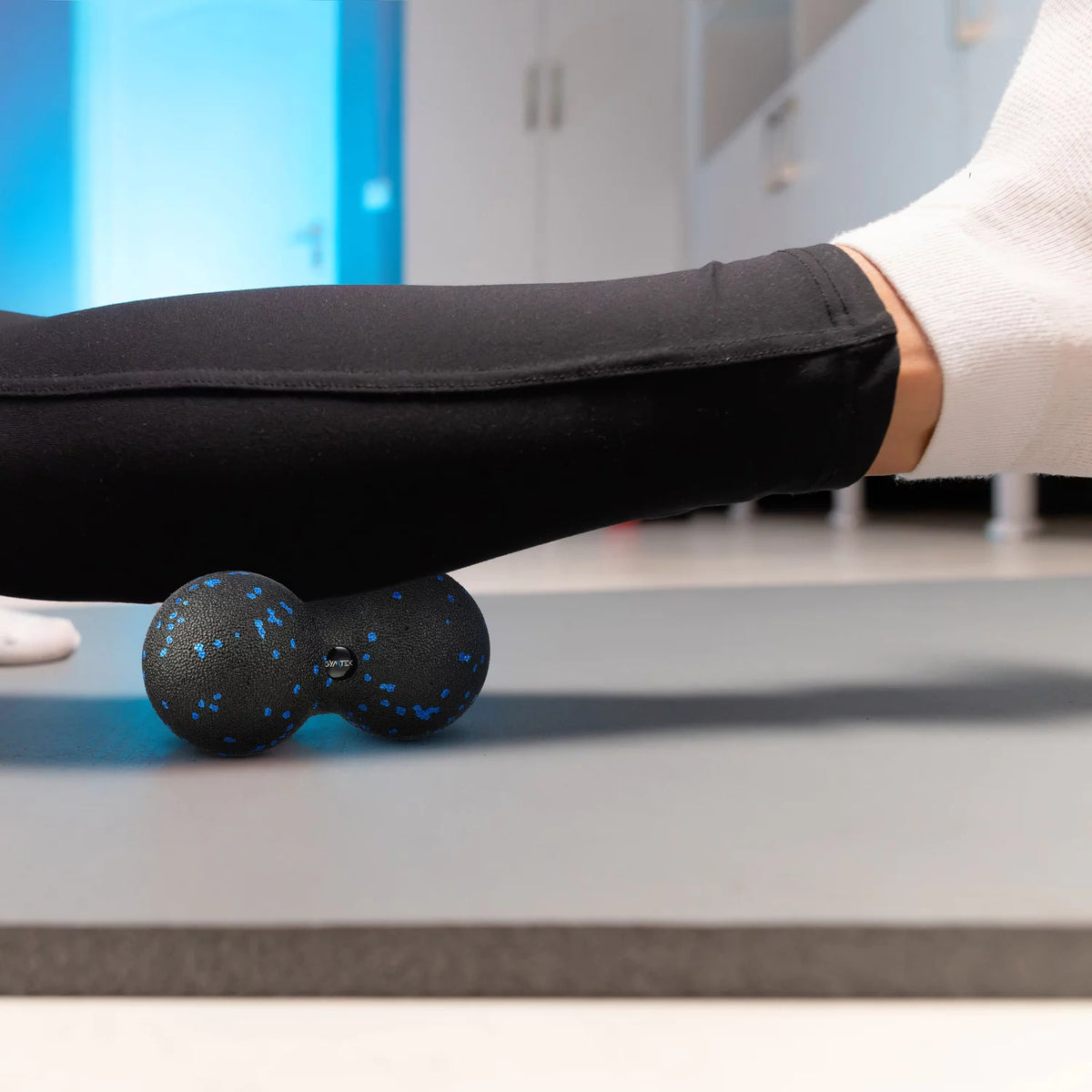 ROLLER DOUBLE BALL FOR LACROSSE DUOBALL MASSAGE 8CM GYMTEK Color black blue