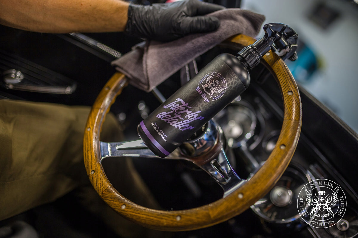 RR Customs BadBoys Interior Detailer WildBerry 1L Plastic Care Manufacturer's catalog number BB6529