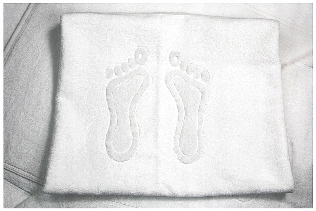 RUG WHITE HOTEL BATHROOM FOOT TOWEL 50x70 FEET 650 GSM